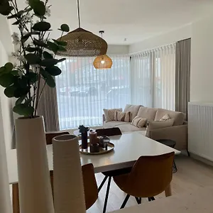 Zeewaaier Appartement